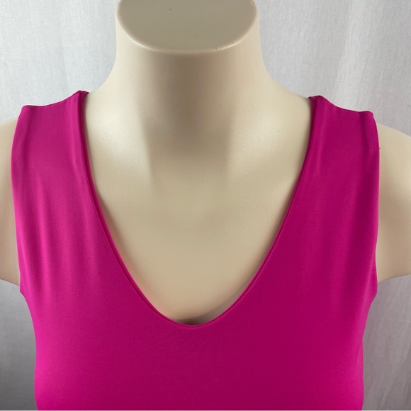 One Tooth Yoga Pink Tank with Deep V-Back M - Picture 7 of 7